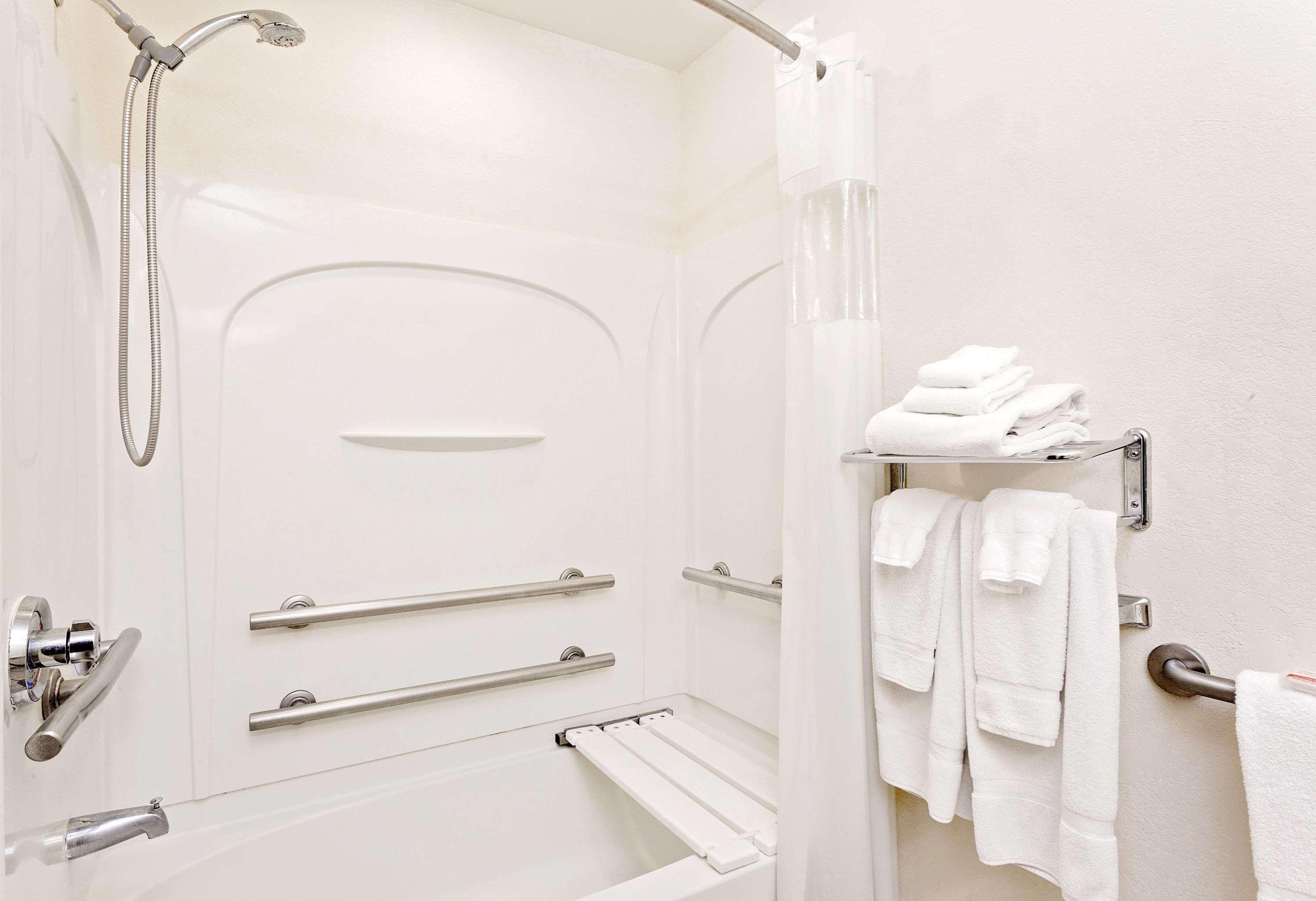 Microtel Inn & Suites By Wyndham Middletown Εξωτερικό φωτογραφία